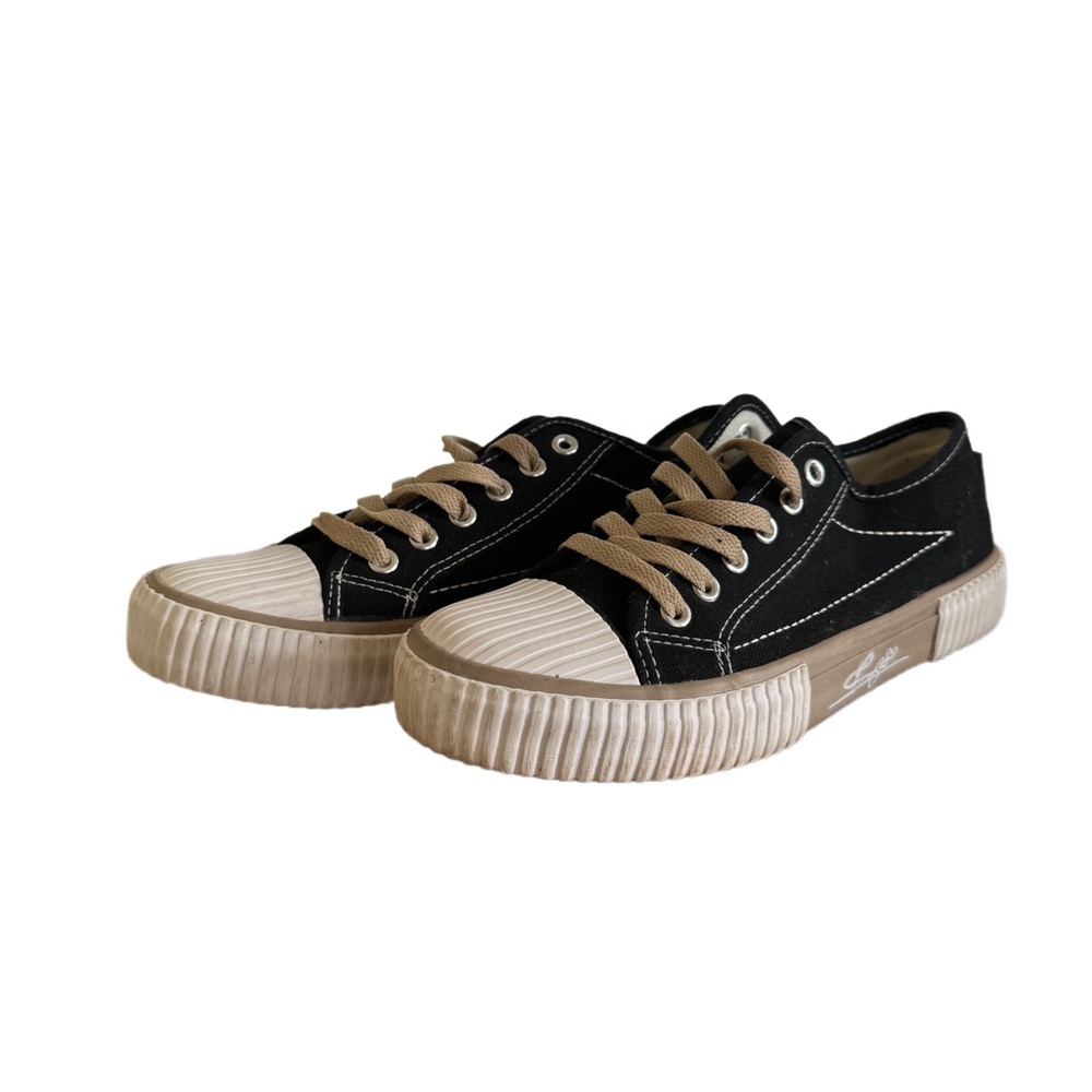 Mutuoni Size 7 Converse Look Sneakers
